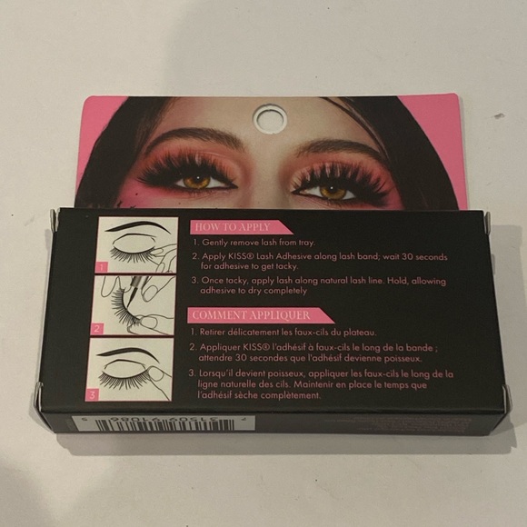 2-Piece Bundle of Kiss Halloween-Themed Accessories - Eyelashes & Fake Nails NWT - Picture 3 of 10